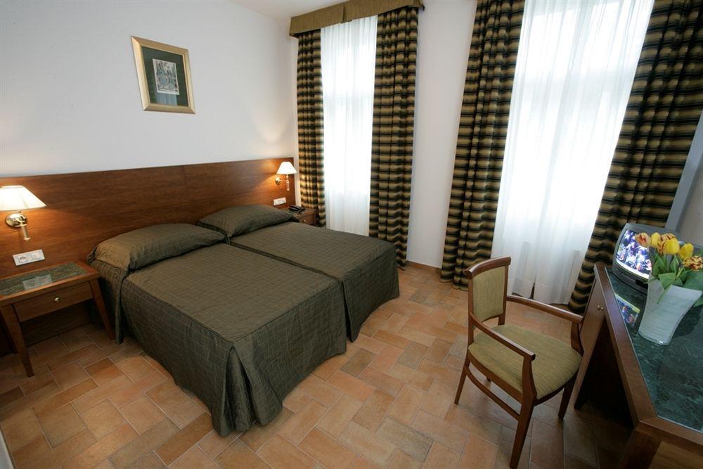 Hotel Galileo Prague Bilik gambar