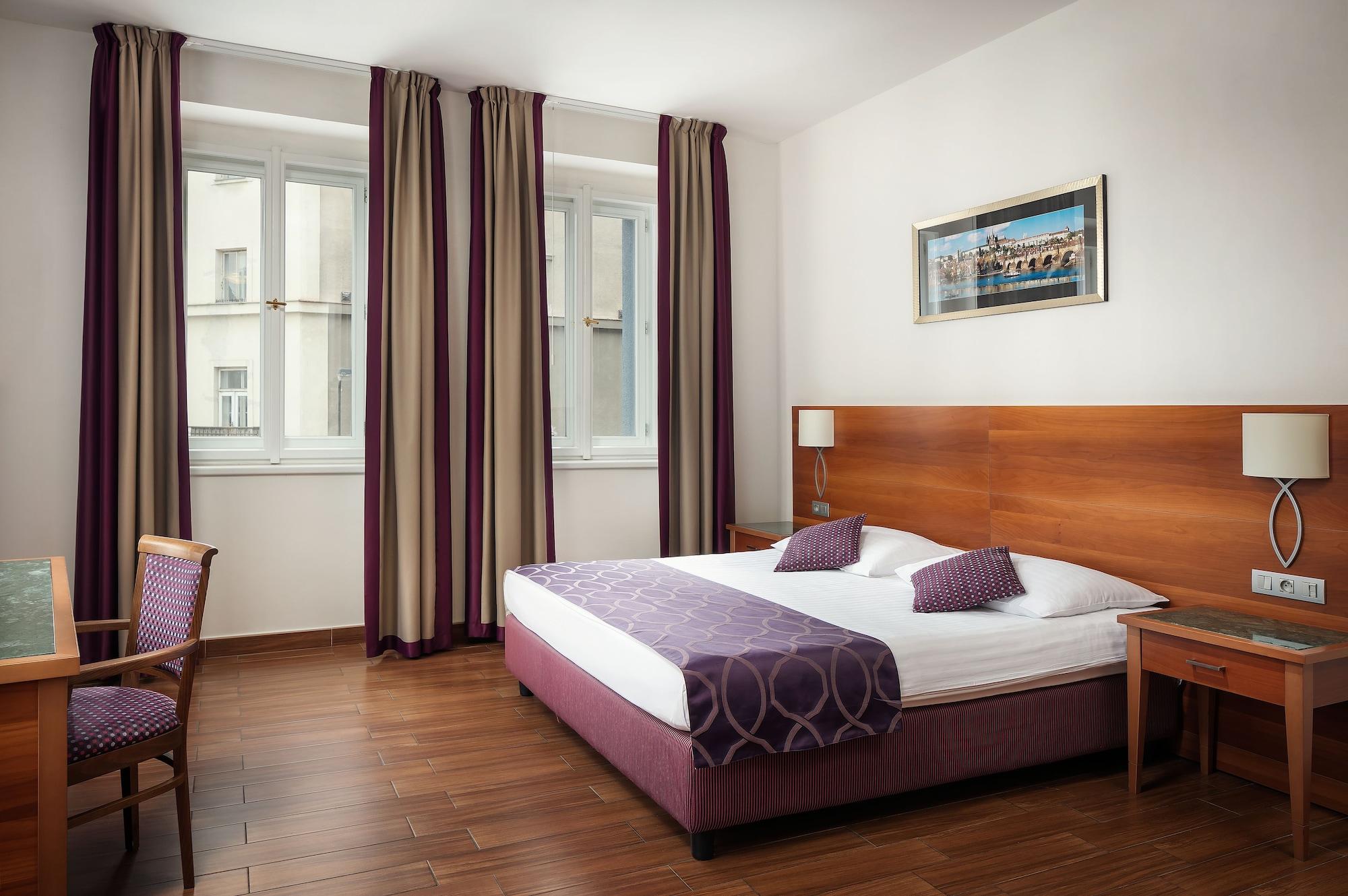 Hotel Galileo Prague Luaran gambar