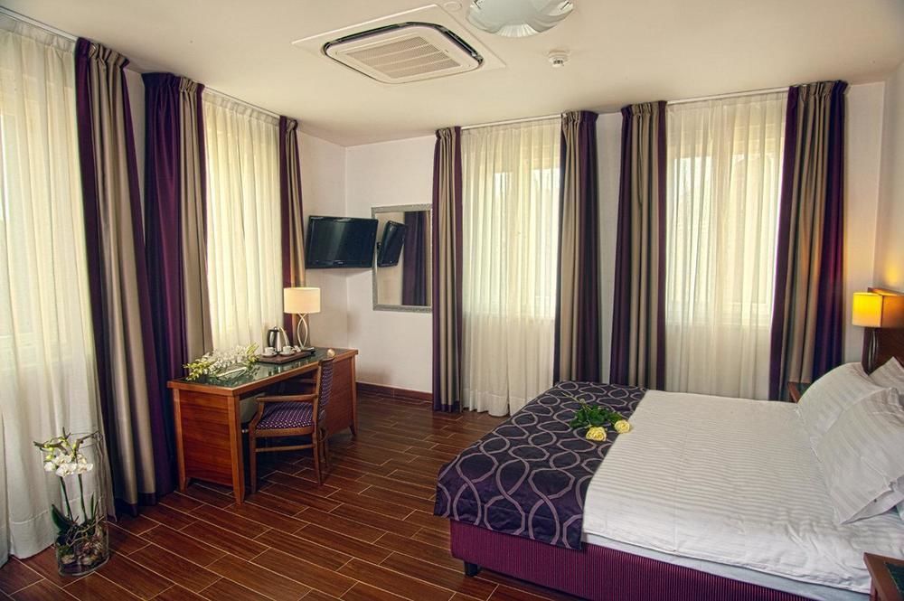 Hotel Galileo Prague Luaran gambar