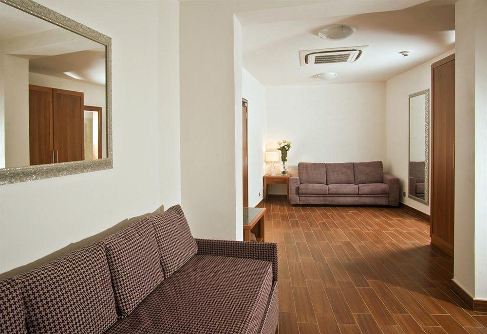Hotel Galileo Prague Bilik gambar
